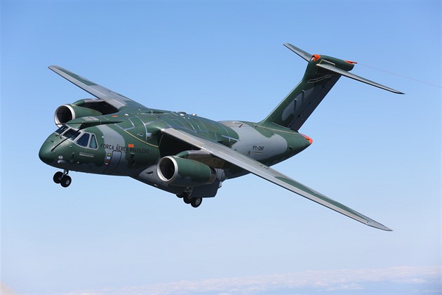 První z dvojice nových transportních letounů C-390 získá armáda už příští rok