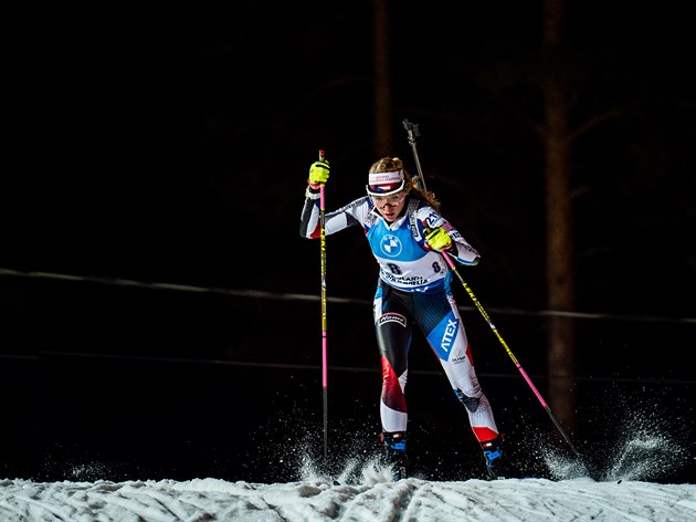 Markta Davidov na trati vytrvalostnho zvodu v Kontiolahti