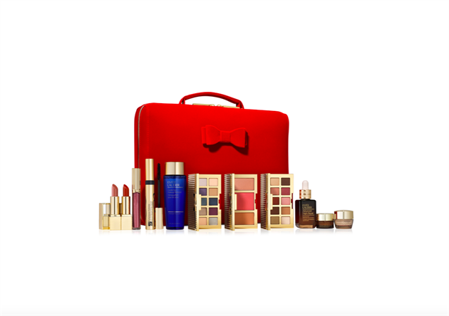 Fotogalerie: Estée Lauder, kufřík obsahuje 11 kosmetických nezbytností  Estée Lauder v...
