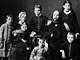 Snmek rodiny Vladimra iljie Lenina z roku 1879, kdy mu bylo devt let. na...