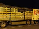 Ti Maroan cestovali ukryt v podvozku bulharskho kamionu a z Rumunska. Na...