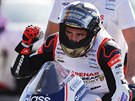 Albert Arenas slaví titul svtového ampiona ve tíd Moto3.