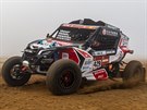 Tomá Enge a Markéta Skácelová se tykolkou ped odjezdem na Rallye Dakar 2021.