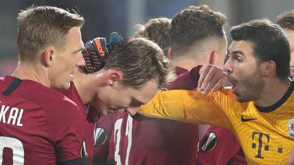 Sparta - Celtic 4:1, v závěru rozebral hostující obranu i Plavšič