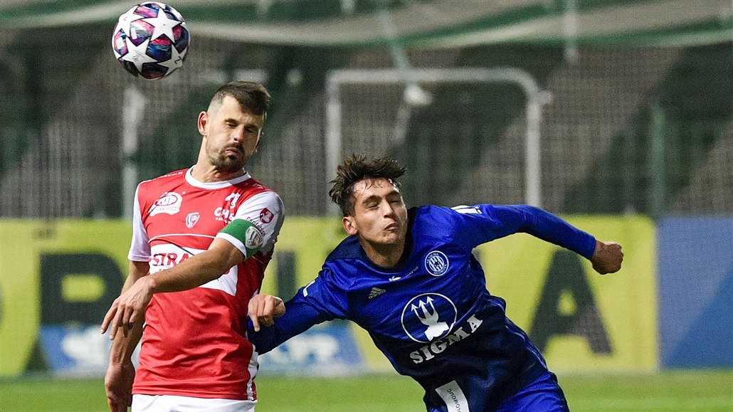 Pardubice - Olomouc 1:1,v páté minutě nastavení srovnal krásnou střelou Huf