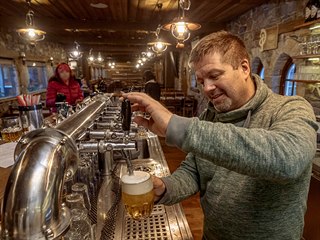 Majitel Restaurace Šeberák Jakub Olbert se rozhodl otevřít restauraci navzdory...