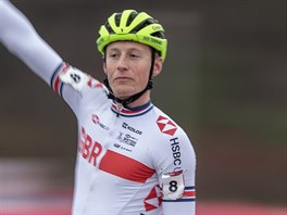 Cyklokrosa Thomas Mein vítzí v závod mu do 23 let v Táboe.