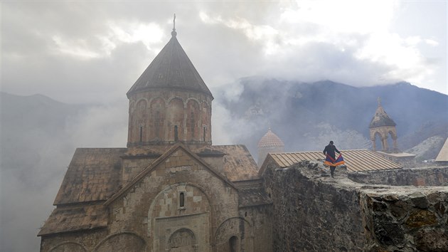 Klášter Dadivank, jenž se nachází v Náhorním Karabachu na území, které bude předáno Ázerbájdžánu. (13. listopadu 2020)