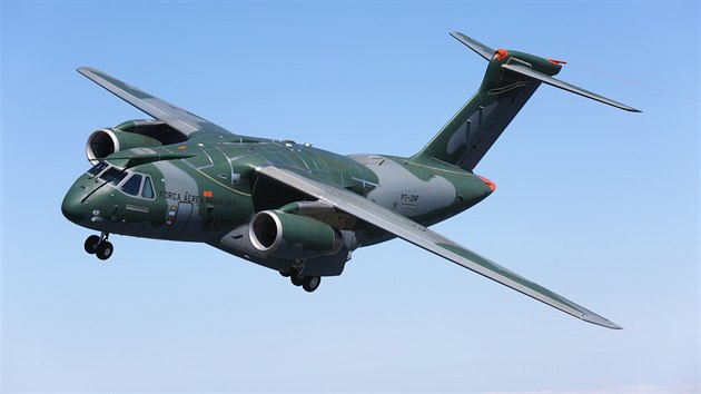 Multifunkn transportn letoun KC-390 na jeho vrob se podl Aero Vodochody