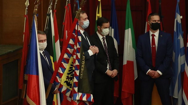 Na setkn armdnch piek promluvili prezident Milo Zeman, premir Andrej Babi (ANO), ministr obrany Lubomr Metnar (za ANO) i nelnk generlnho tbu Ale Opata. (24. listopadu 2020)