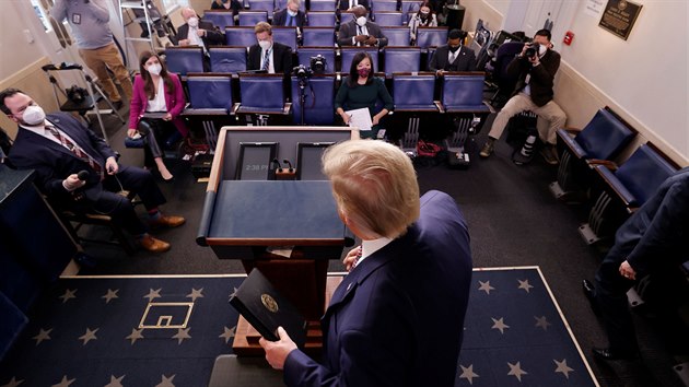 Americk prezident Donald Trump na tiskov konferenci v Blm dom (20. listopadu 2020)