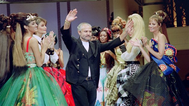 Gianni Versace byl milkem celebrit i modelek.
