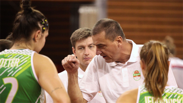Na basketbalistky KP Brno apeluje jejich hlavní trenér Dušan Medvecký.