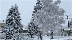 Nad Dolními Nivami na Sokolovsku padal prmyslový sníh.