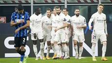 Fotbalisté Realu Madrid poté, co vstřelili branku v zápase proti Interu.
