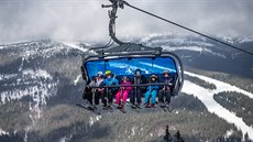 Jedno z posledních letoních lyování ve pindlerov Mlýn. (15. bezna 2020)
