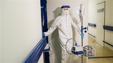 Krajská nemocnice Tomáe Bati získala nové pístroje na podporu dýchání....