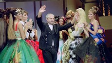Gianni Versace byl milákem celebrit i modelek.