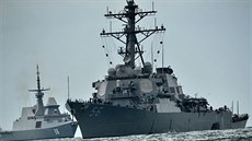 Torpédoborec USS John S. McCain