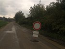 Voda letos v ��jnu zatopila a uzav�ela silnici mezi Uherskem a Turovem, kter�...