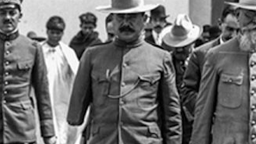 Který prezident neměl ruku? Mexický caudillo Álvaro Obregón