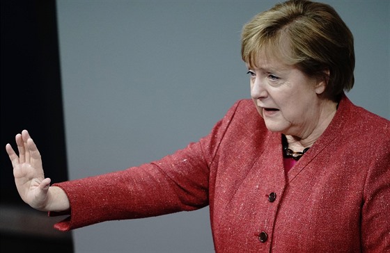Německá kancléřka Angela Merkelová při zasedání v německém Spolkovém sněmu (9....