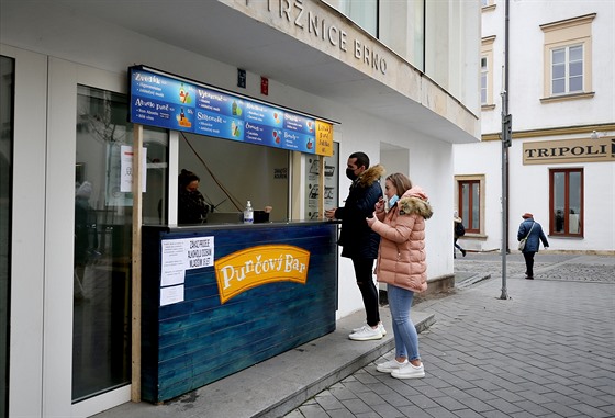 Na trzích, které v Brně startují 3. prosince, je zákaz prodeje nápojů i jídla,...