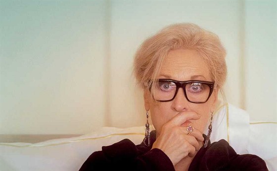 Meryl Streepová ve filmu Nechte je vechny mluvit