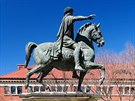 Jezdecká socha Marka Aurelia na Brownov Univerzit v americkém Providence (na...