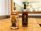 Nalevo lahev whisky King Barley po nynjím obnovení výroby spolenosti TOSH...