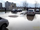 V Plzni na Koutce praskl hlavn vodovodn ad. Bez vody se ocitly stovky...