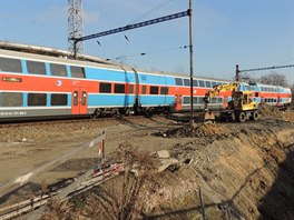 Ve stanici Praha-Eden probíhají poslední práce před zahájením provozu. (9....