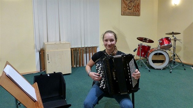 Lucie Pudilov z Hlinska je svtovou ampionkou ve he na akordeon.