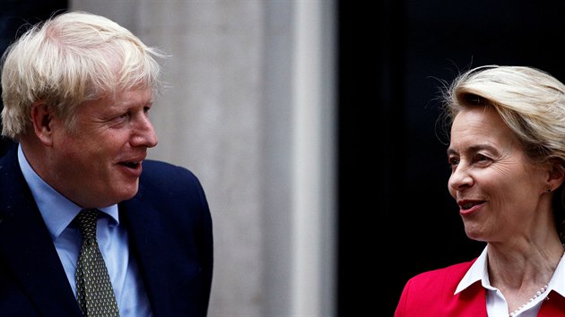 Britský premiér Boris Johnson a předsedkyně Evropské komise Ursula von der Leyenová (8. ledna 2020)