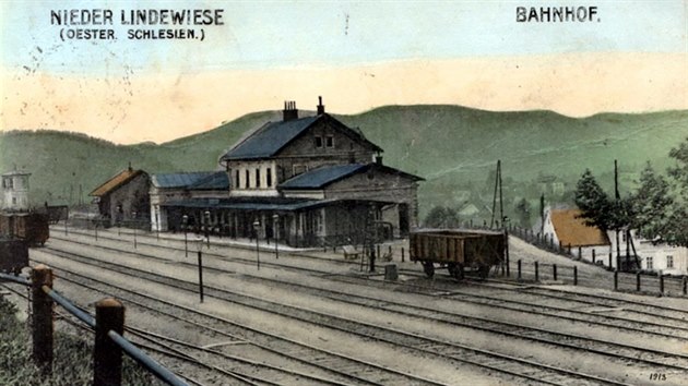 Stanice Doln Lipov, dnes Lipov Lzn, na dobov pohlednici z roku 1913