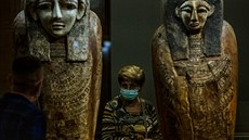 U� v zá�í museli nosit lidé v galeriích i muzeích rou�ky.