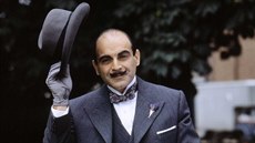 Filmový detektiv. Sir David Suchet je nejznámjí a nejoblíbenjí pedstavitel...