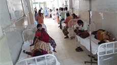 Ve městě Eluru v Indii se objevila záhadná nemoc. Stovky lidí musely být...