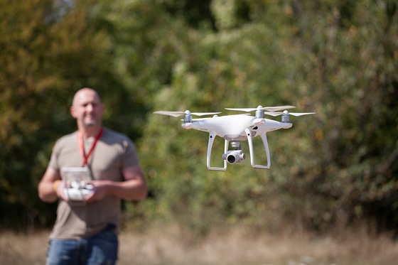 Létání s dronem je zábava, v Íránu vás ale m��e poslat na n�kolik let do v�zení. Ilustra�ní snímek
