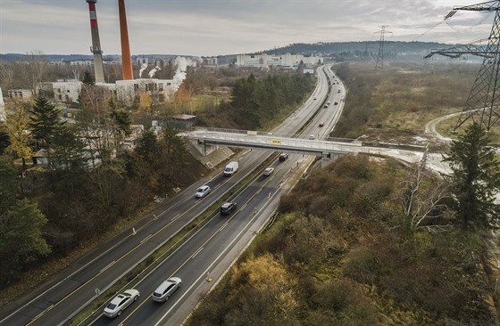 TSK uvedla do provozu nový most přes Strakonickou, demolice původního začala...