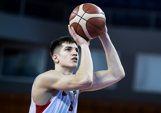 Litva, můj druhý domov. Basketbalový talent Farský se těší na velký zápas