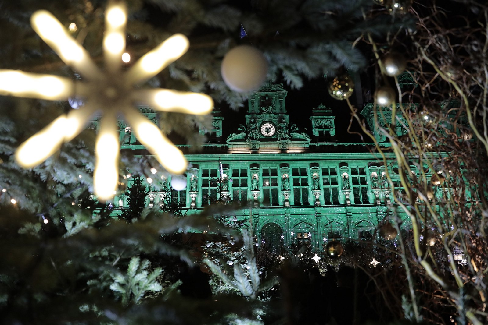 Labutí píseň Pařížské dohody. Po letech se postupně mění v cár papíru