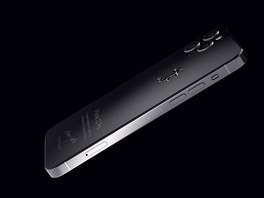 Luxusní iPhone 12 Pro/Pro Max z edice Jobs od ruské spolenosti Caviar