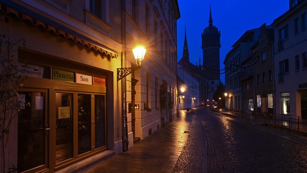 Przdn ulice ve Wittenbergu v nmeckm Sasku-Anhaltsku (16. prosince 2020)