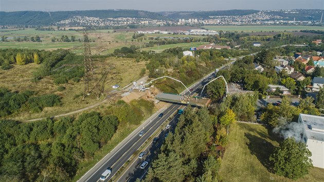 TSK uvedla do provozu nový most přes Strakonickou, demolice původního začala 11. listopadu 2019..