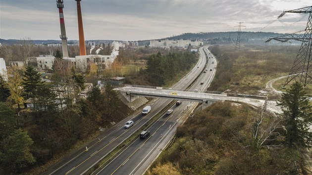 TSK uvedla do provozu nový most přes Strakonickou, demolice původního začala 11. listopadu 2019.