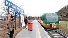 Slavnostní otevření nové železniční zastávky Karlovy Vary - Aréna. (10....