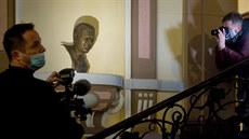 Frantiek Peterka má bustu v liberecké radnici.