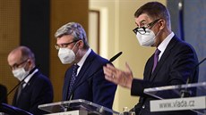 Premiér Andrej Babi (vpravo) nemá vyjednanou podporu pro pokraování nouzového stavu. 