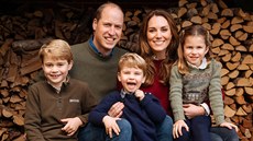 Princ William, vévodkyně Kate a jejich děti princ George, princ Louis a...